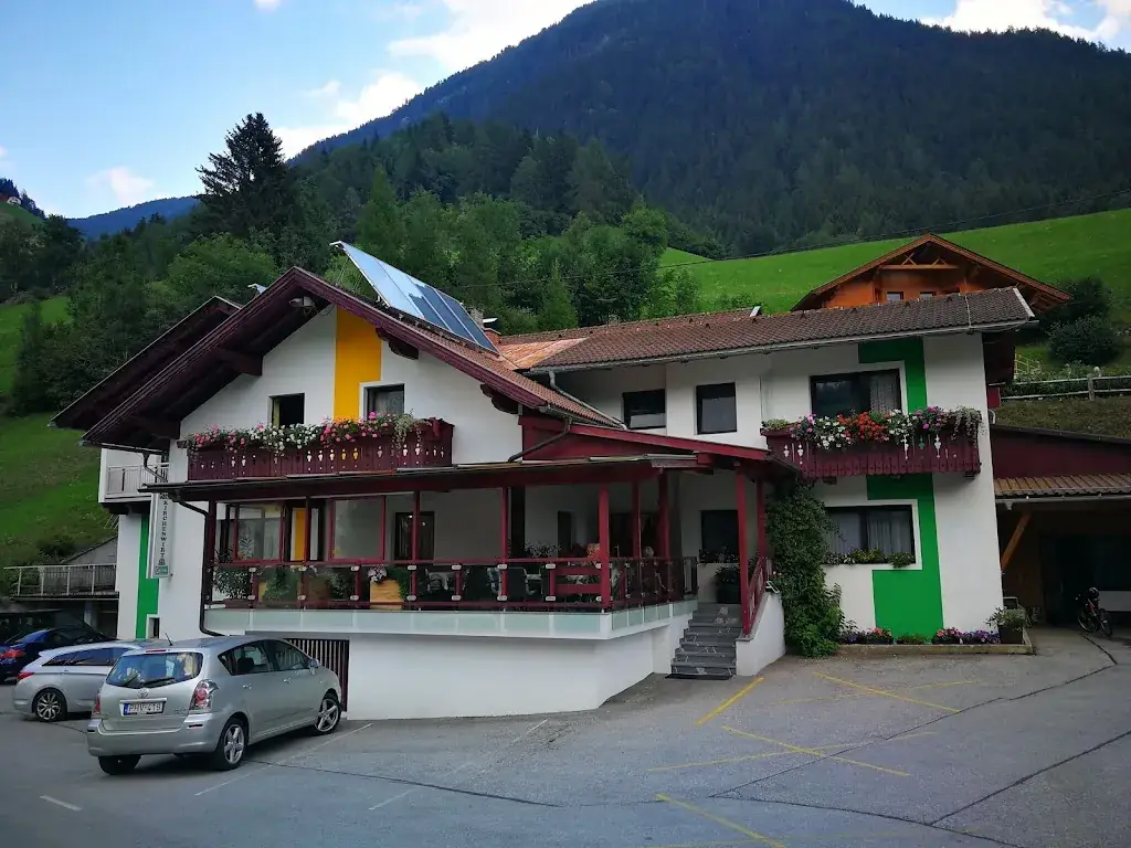 Gasthof Kirchenwirt restaurant à Mörtschach
