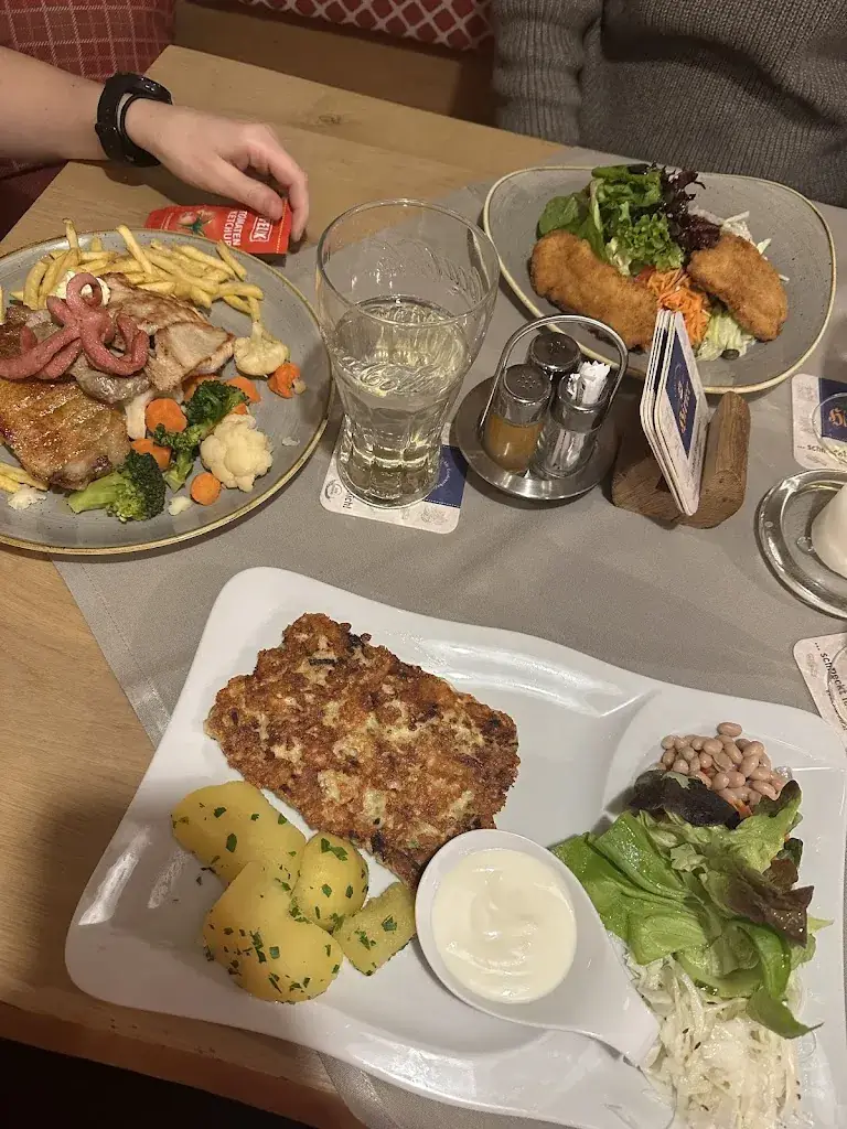 Lukáš Bouma_Taverne in der Schön_Micheldorf_review