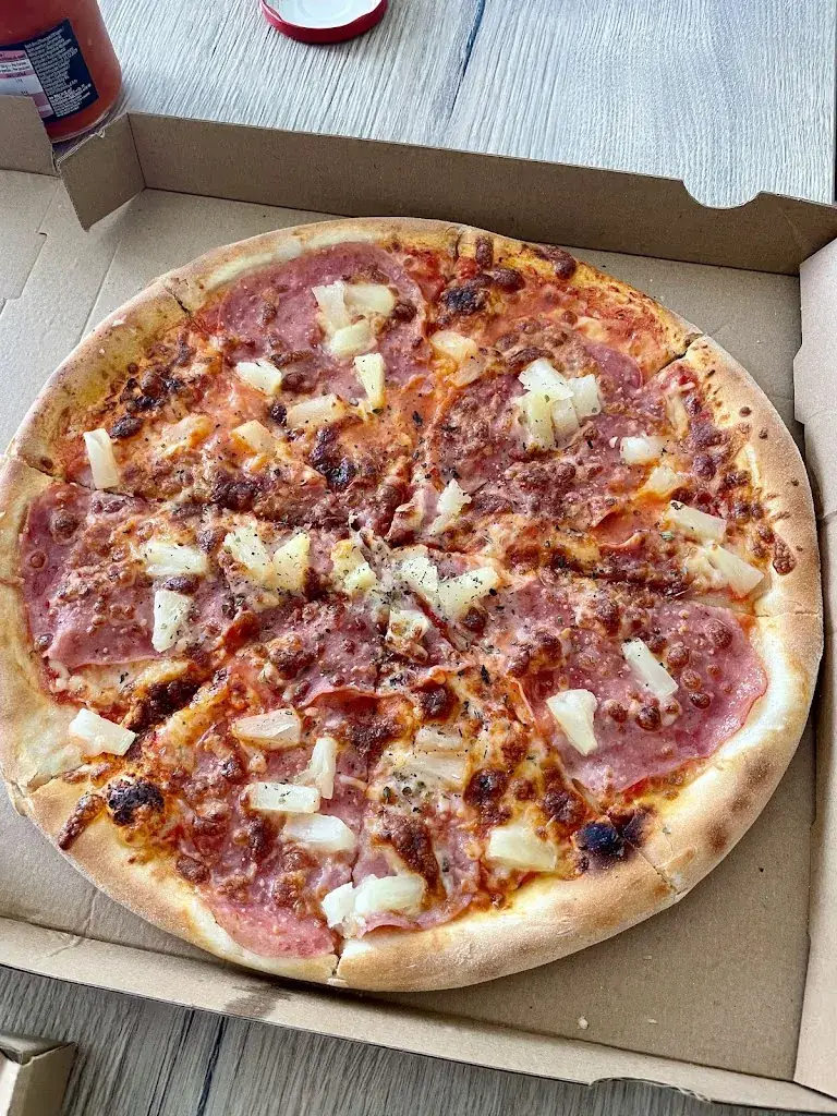 Pizzeria Arezzo_Micheldorf_slider_image_3