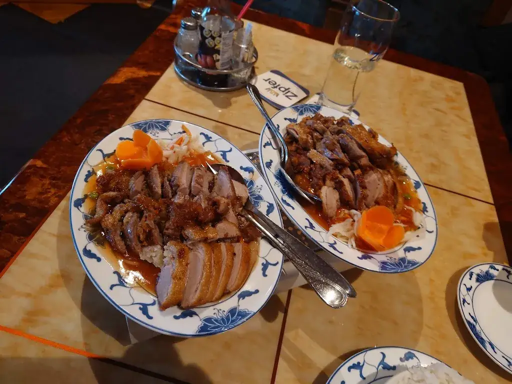 China-Restaurant Sui Ping He_Micheldorf_slider_image_2