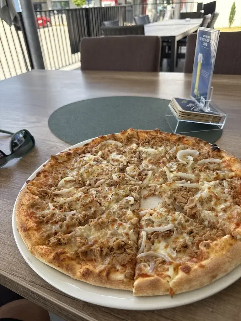 Philipp Wimmer_Arin Pizzaria_Micheldorf_avis