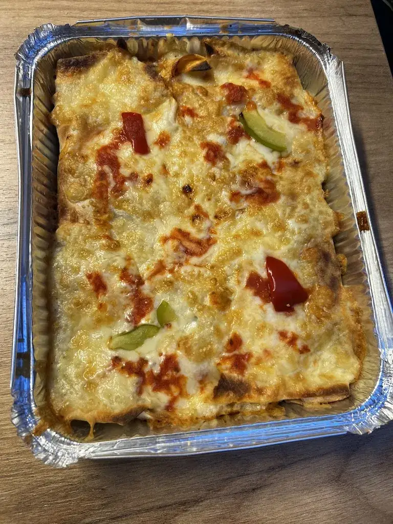 Arin Pizzaria_Micheldorf_slider_image_3