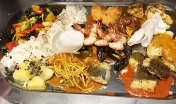 Thomas Bernreiter Gasthaus Innblick - Haus des Gastes_Neuhaus_slider_image_2