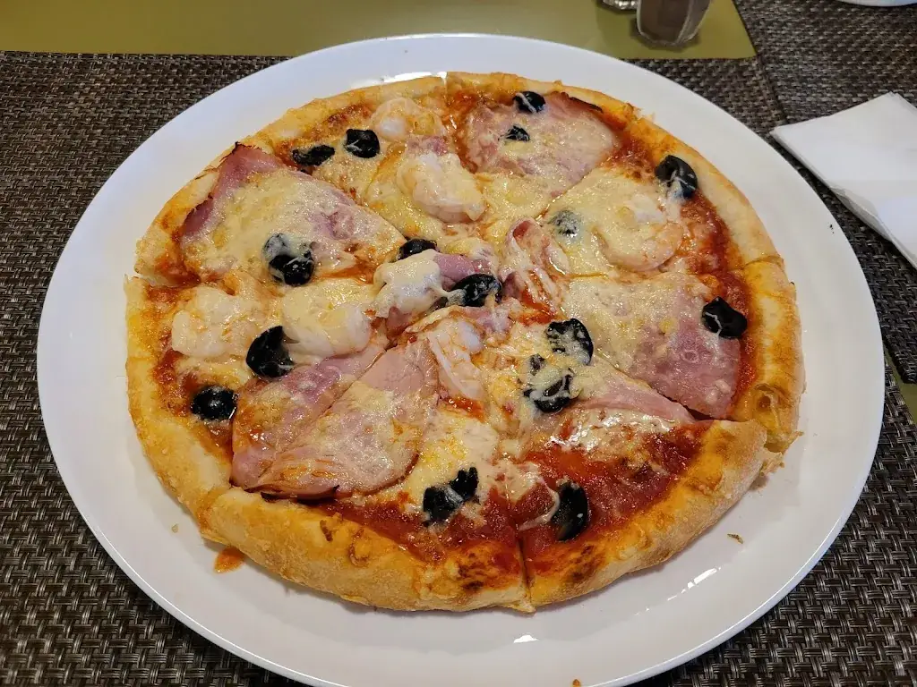 Pizzeria Mama Mia - Neuhaus a.Inn_Neuhaus_slider_image_3