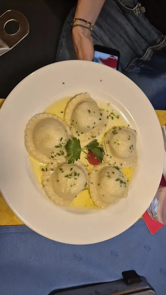 Martin Haslinger_Gasthof Kirchenwirt_Obermillstatt_avis