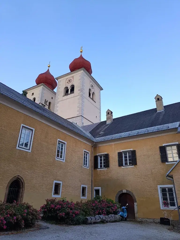 Anthony R_Lindenhof Wirtshaus und Biergarten_Obermillstatt_recensione