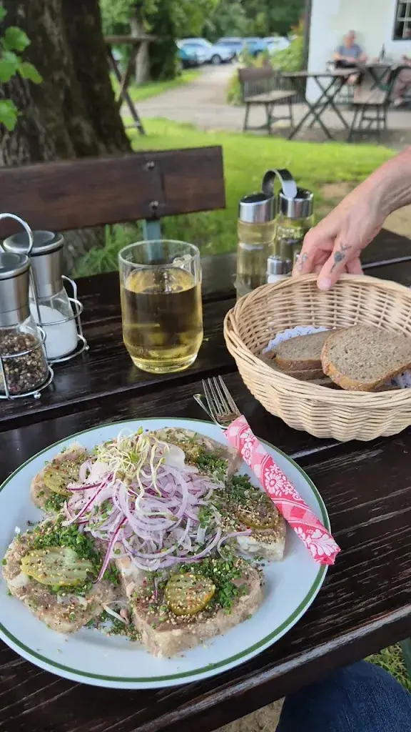 Buschenschenke Höfler_Millstatt_slider_image_2