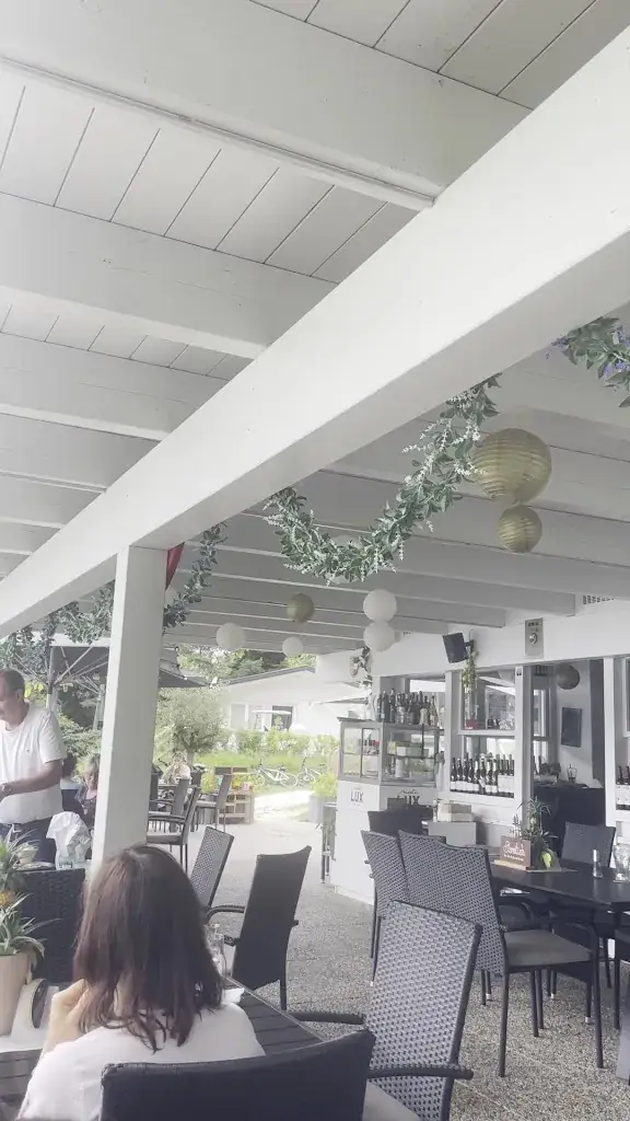 Laura Tosi_LUX am See_Millstatt_recensione