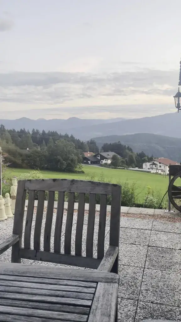 Laura Tosi_Restaurant Lamm10_Millstatt_avis