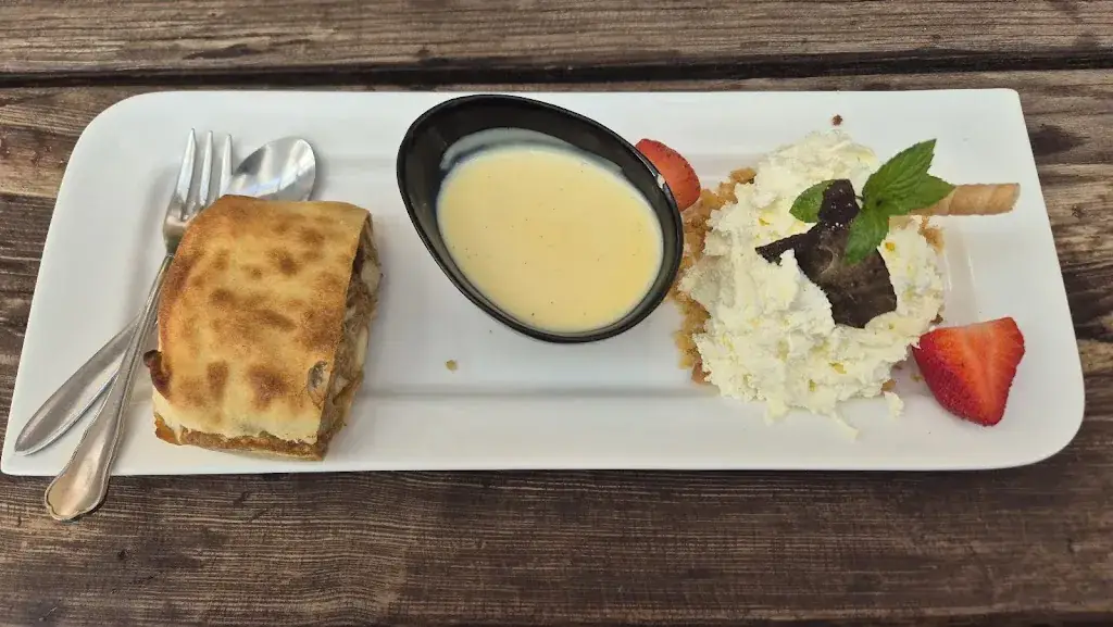 sanne hendriks_Restaurant Lamm10_Millstatt_avis