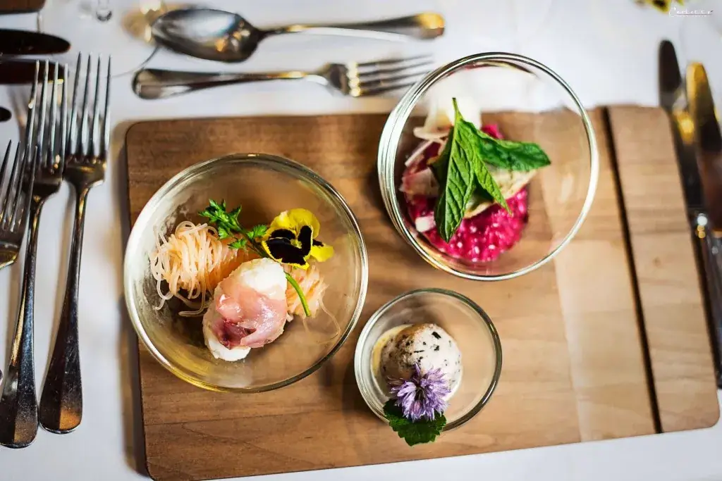 Reinankenwirte - Wappenstüberl mit Gartenterrasse im Familienhotel Post_Millstatt_slider_image_2