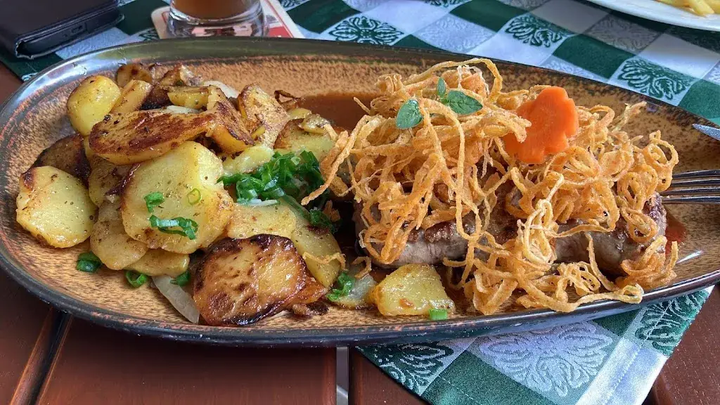 Jörg von Dosky_Westerberg-Stub'n Bruckner_Moosburg_avis