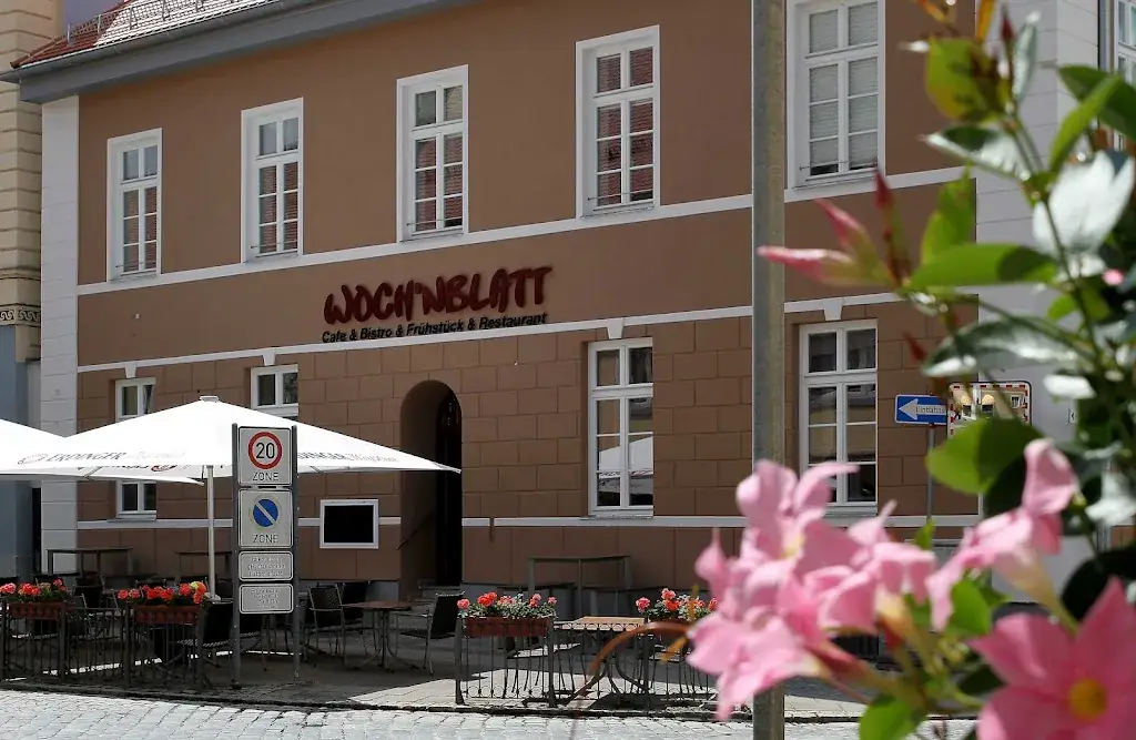 Café-Bistro Woch'nblatt restaurant à Moosburg
