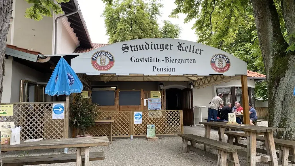 Staudinger Keller restaurant à Moosburg