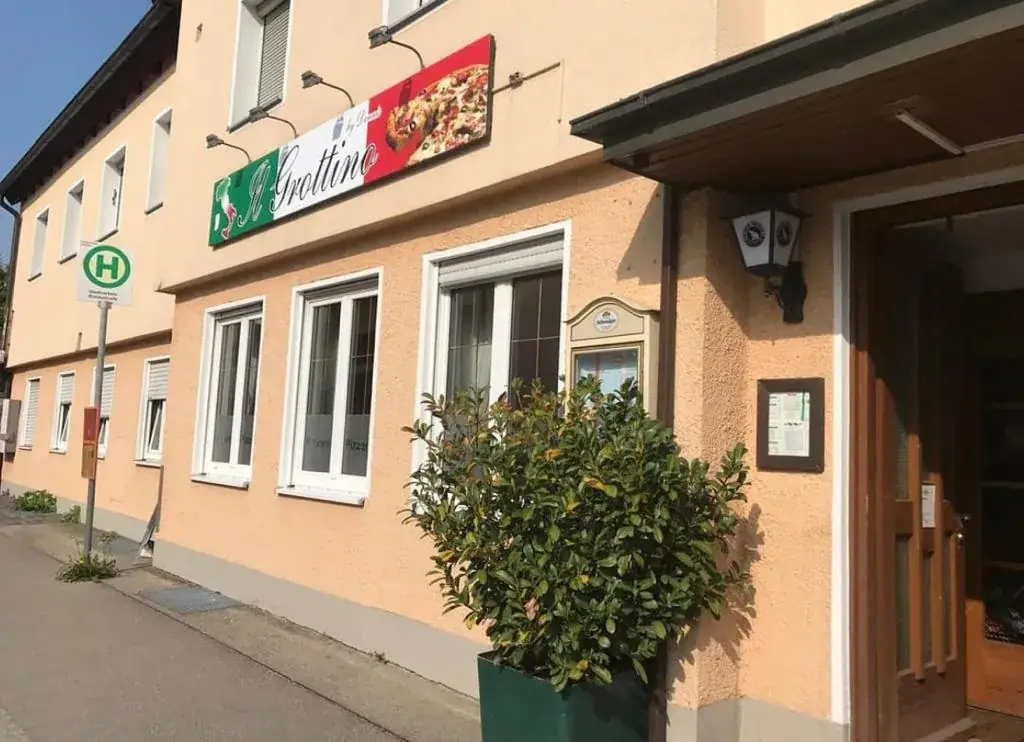 Ristorante Pizzeria ilgrottino_Moosburg_slider_image_1