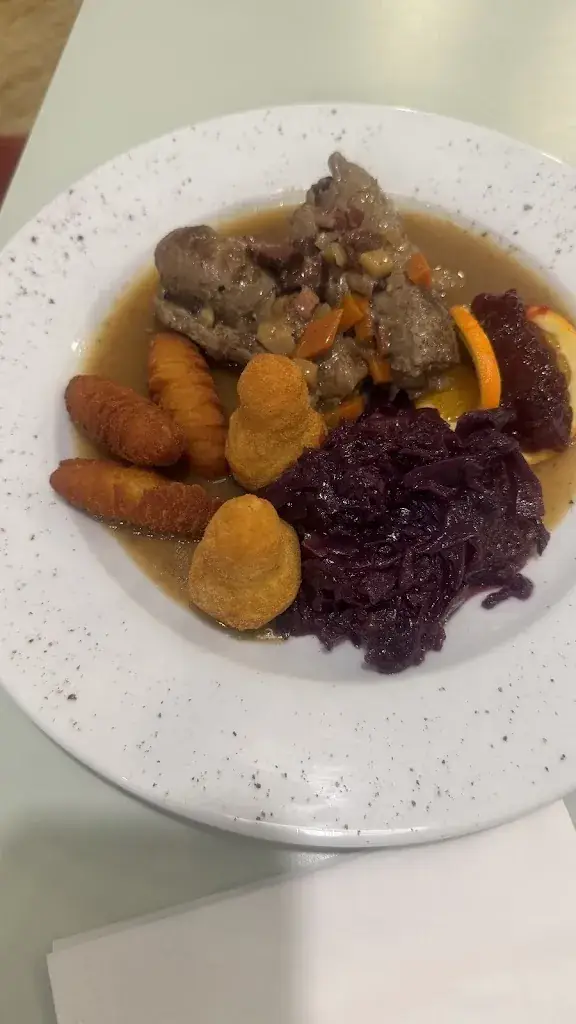 Inge Fritzer_Werksrestaurant Florian Lepuschitz_Radenthein_avis