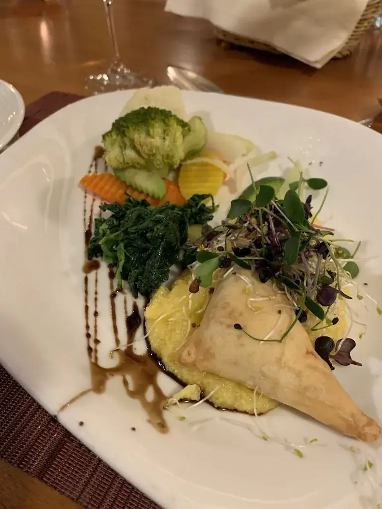 Hayusha Pancholi_Das Stadler - Metzgerwirt_Radenthein_avis