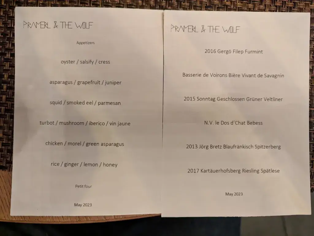 Menu_Pramerl and the Wolf_Reding_image_4