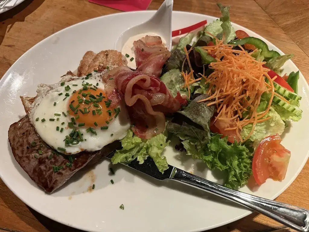 Rachel Nguyen_Pauli Stubm_Reding_avis