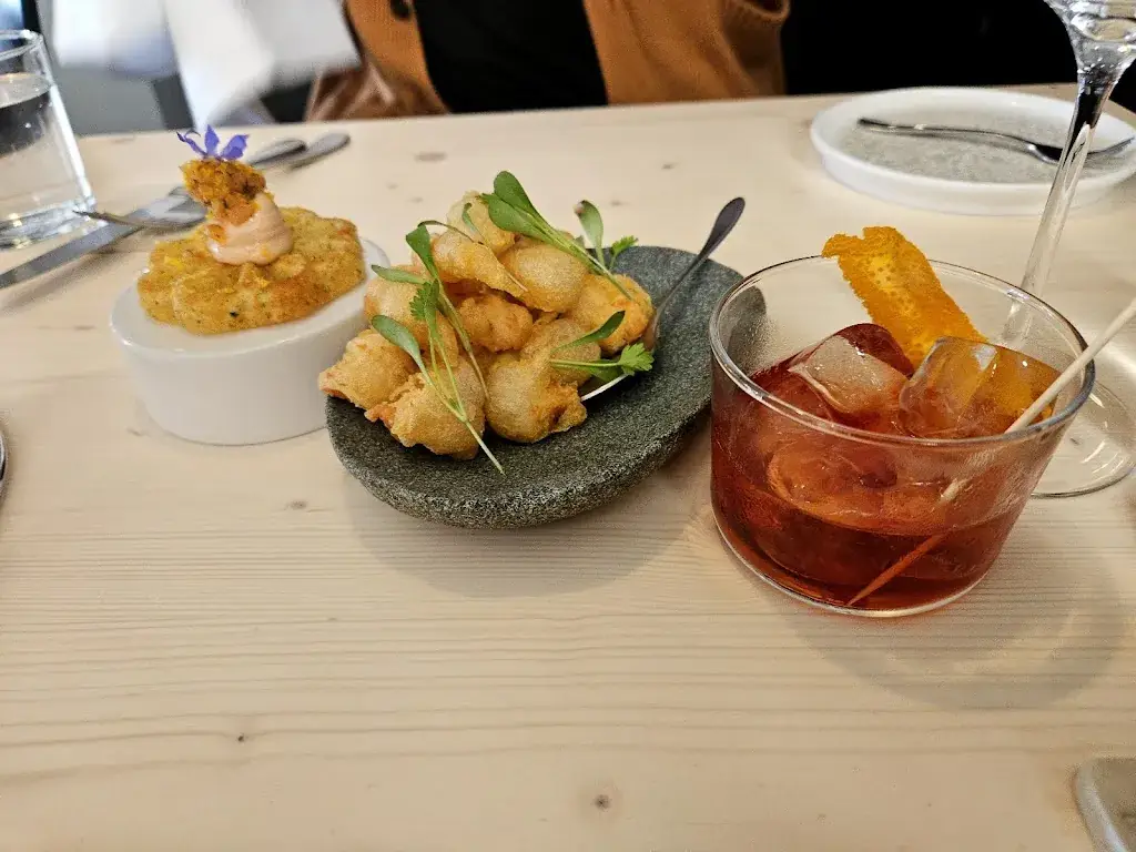 scorpio 77_Frisk Fisk_Niederdorf_review