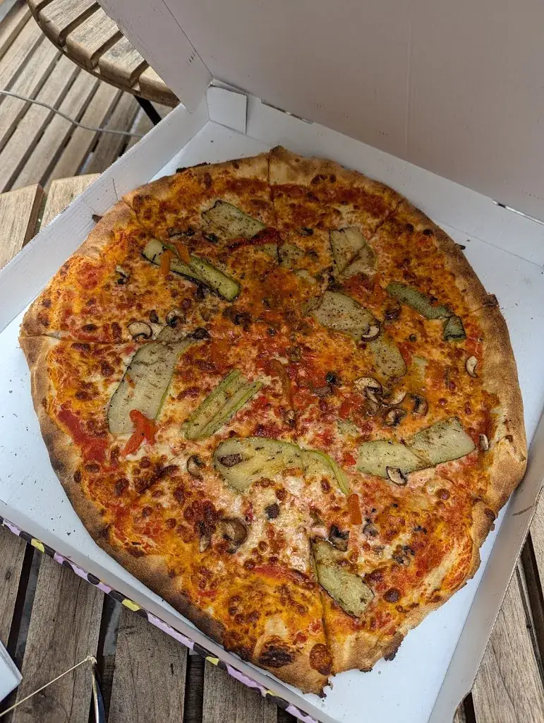 Polina Osipova_Pizza Nation_Niederdorf_review