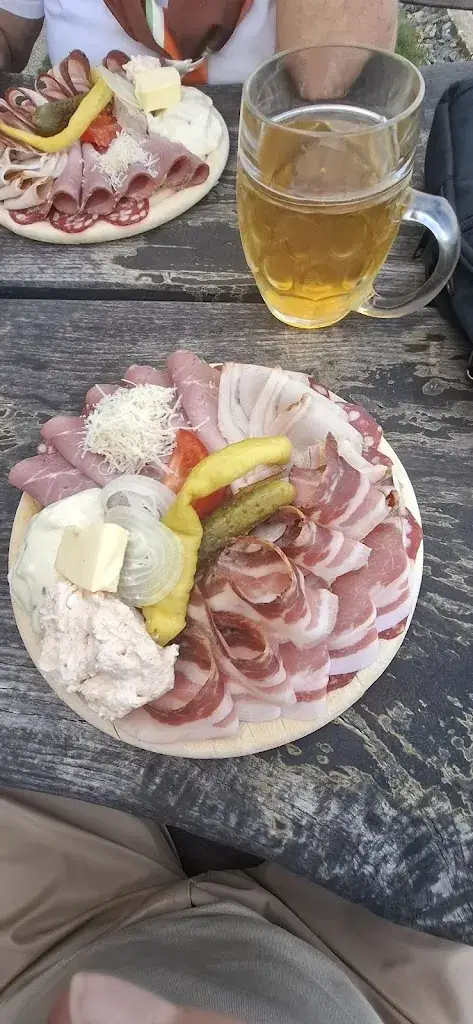 Christoph Döpfner_Buschenschank Geißelbacher_Sankt Andrä_avis