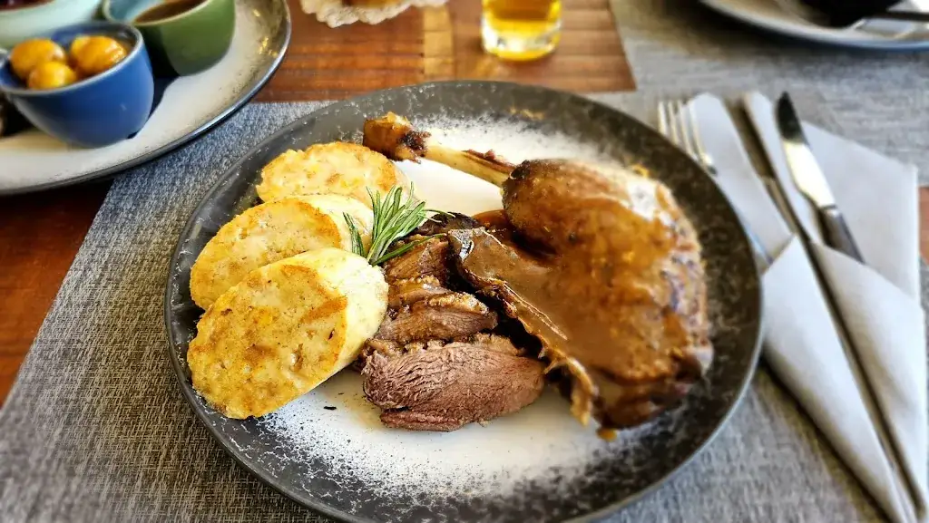 Menu_Restaurant Fox and Rabbit_Rosegg_immagine_5