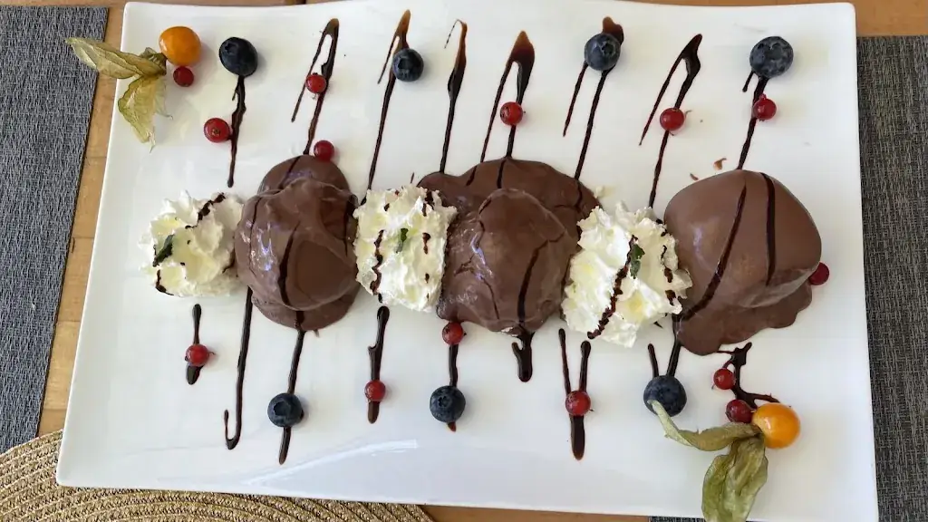 Iryna Melnychenko_Ristorante La Storia_Rosegg_recensione