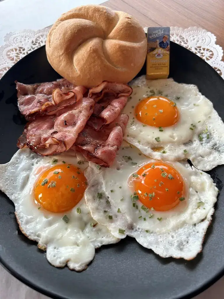 Menu_Maria’s Diner_Rosegg_image_9