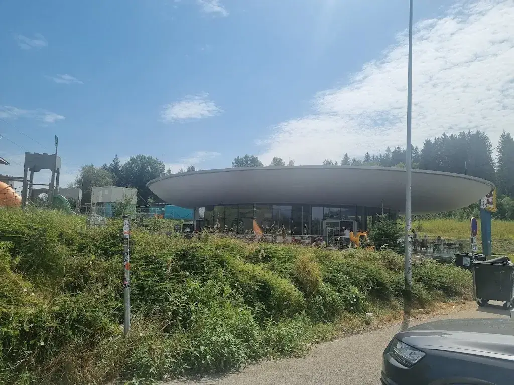 J van der L_Maria’s Diner_Rosegg_avis