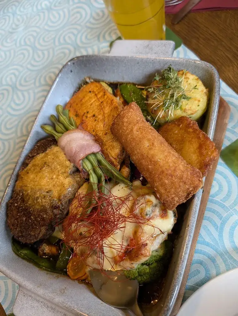 Sandra Stl_Reichenauer Stubn, Peter Loschka_Reichenau_recensione