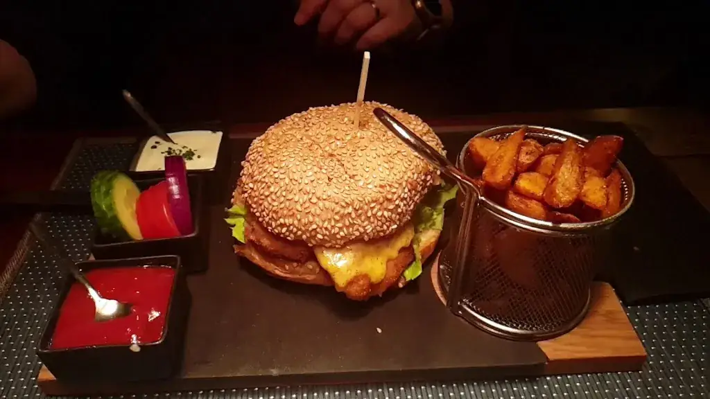 Francobollo. Restaurant & Pizza_Sankt Jakob im Rosental_slider_image_2