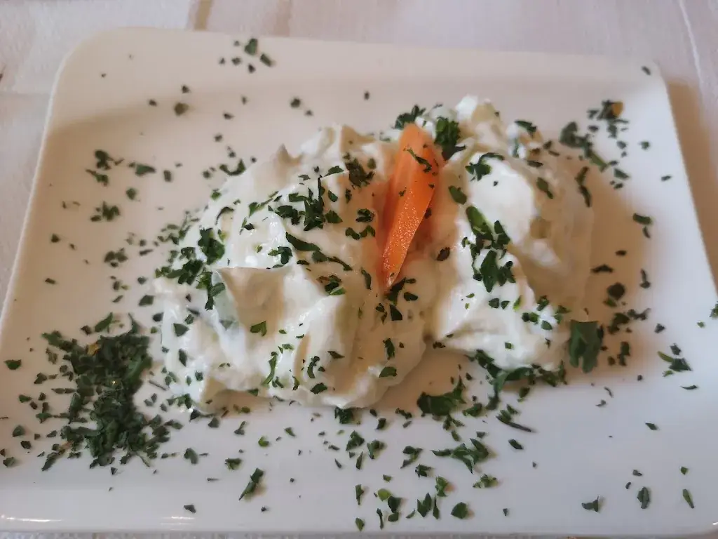 E Chow_Santorini Taverne_Sankt Veit an der Glan_avis