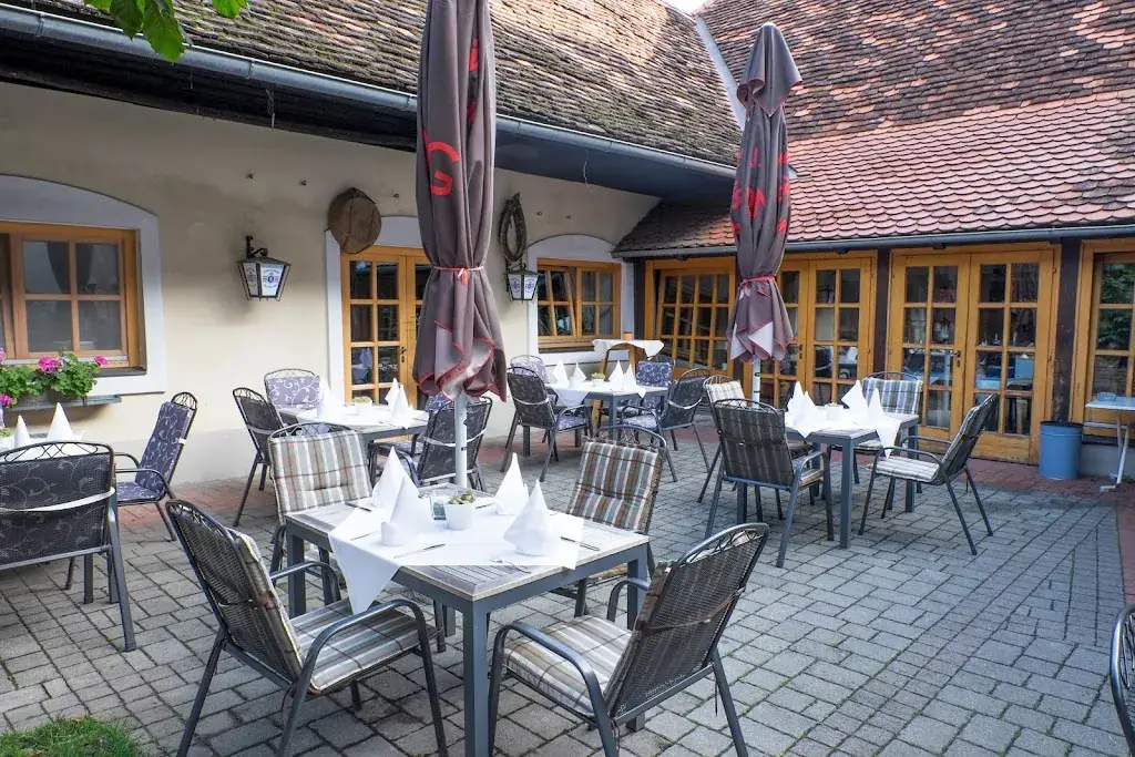 Gasthaus Strobl restaurant à Sankt Ruprecht