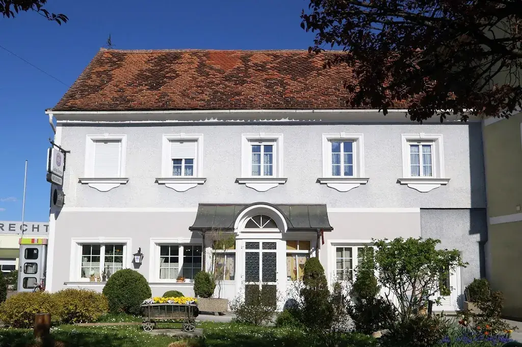 Gasthaus Kirchenwirt Ostermann restaurant à Sankt Ruprecht