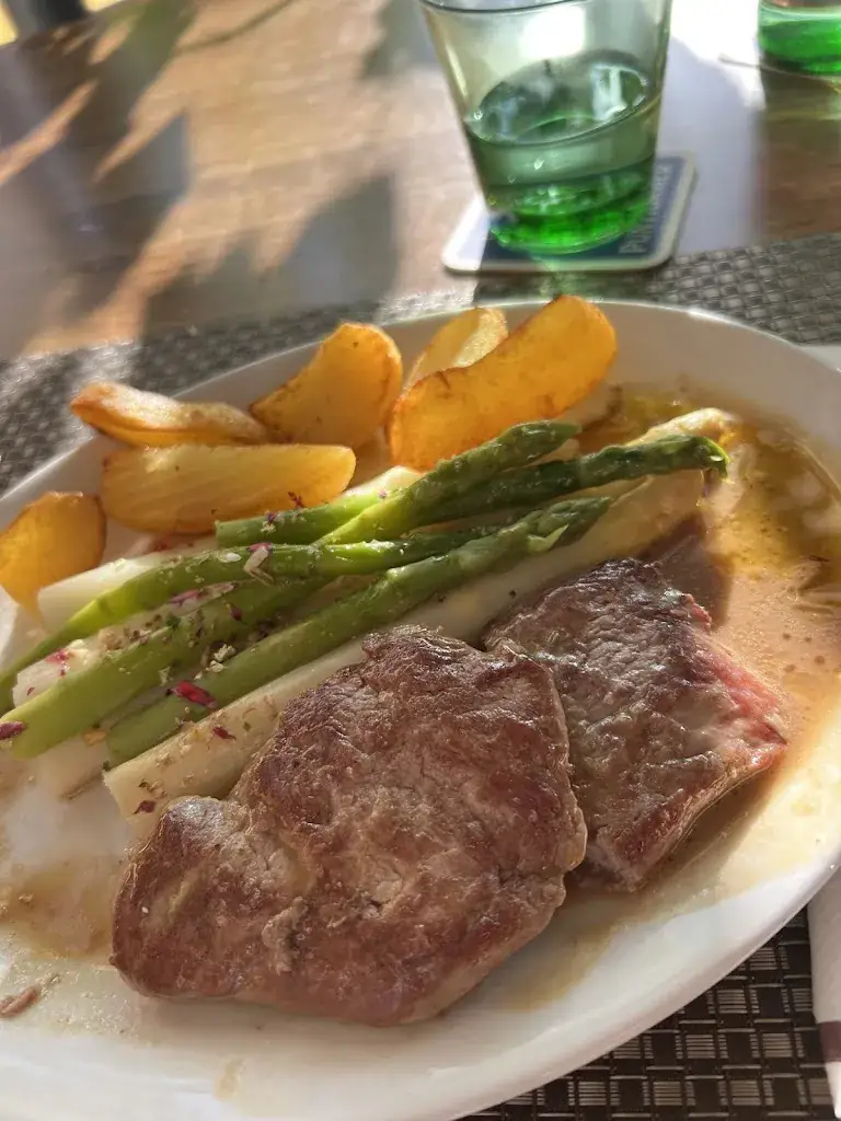 Alexandra Sanchez Zuñiga_Gasthaus Poppmeier_Sankt Paul im Lavanttal_review