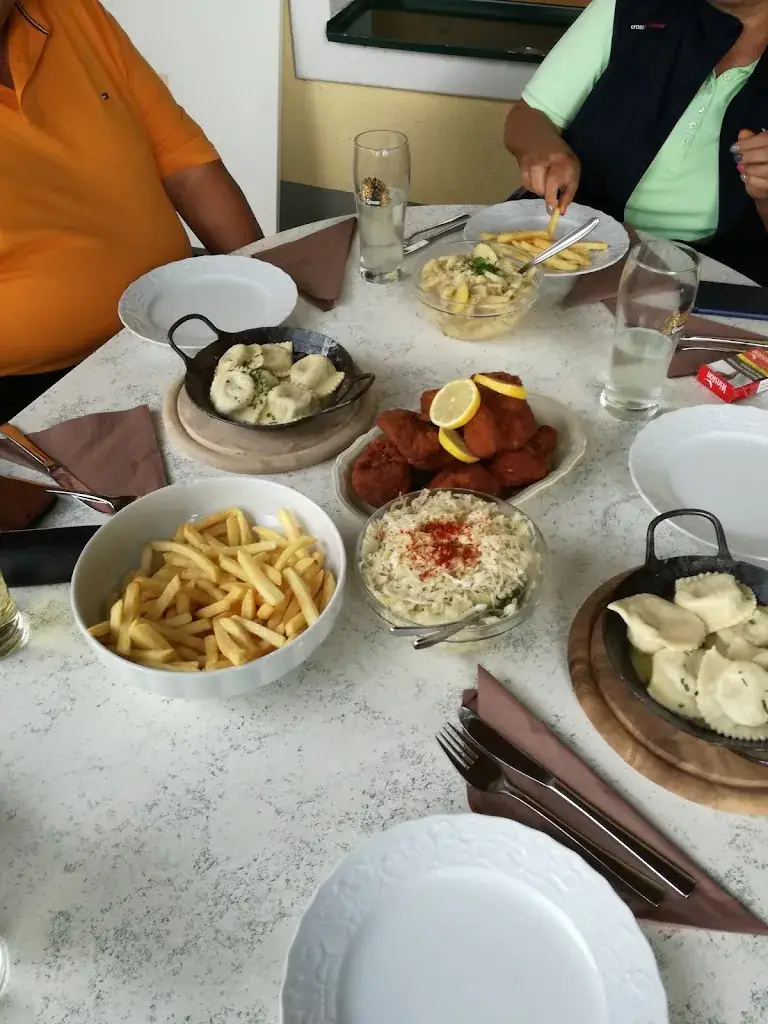 E. B._Gasthaus Kollmann_Sankt Paul im Lavanttal_avis