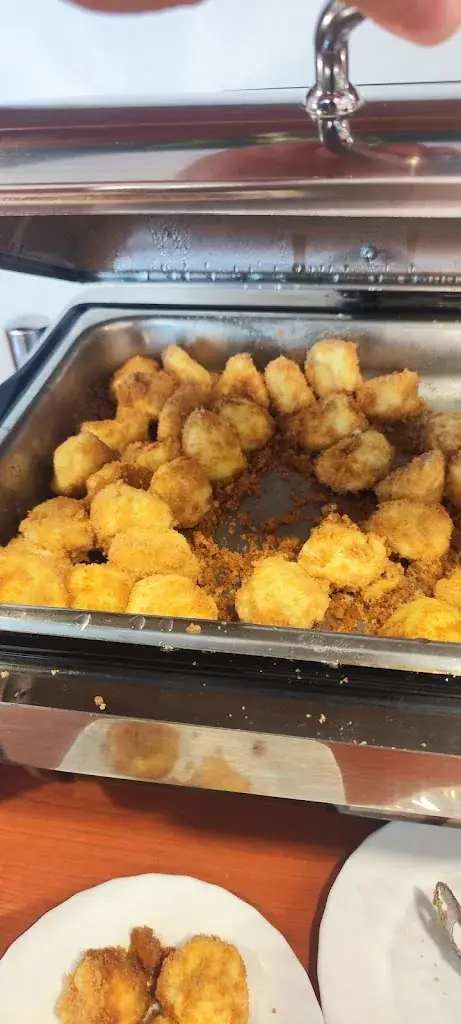 Rafael_Frieda by Freitag_Sankt Paul im Lavanttal_review