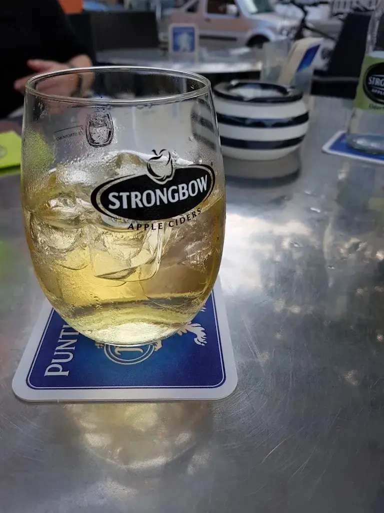 Cafe Bar 122er_Sankt Paul im Lavanttal_slider_image_3