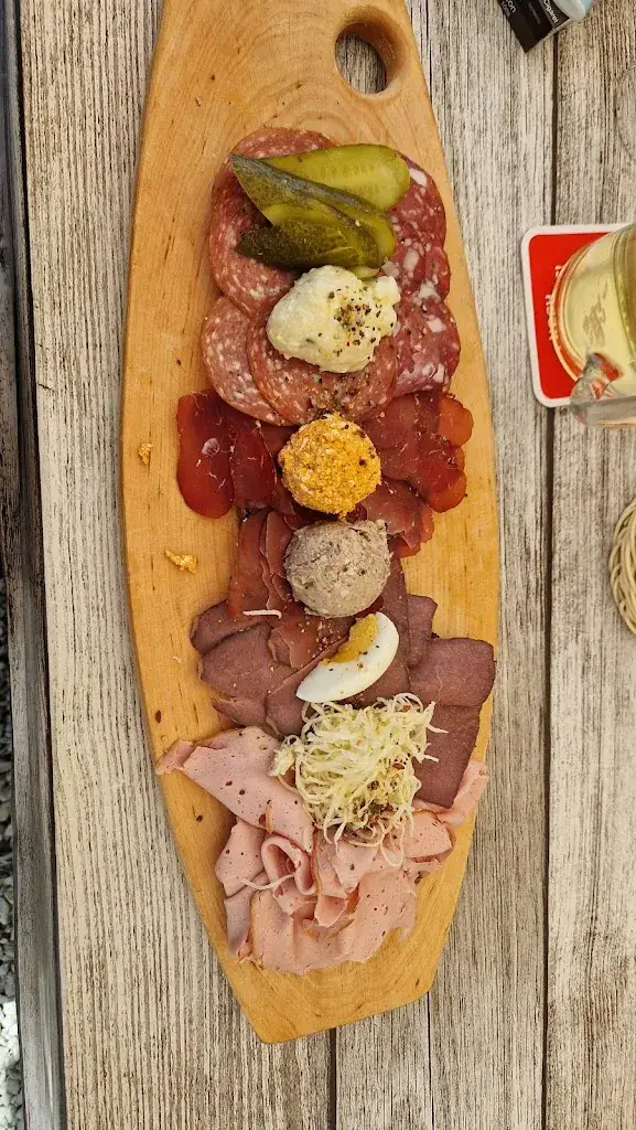 Willibald Lorenz_Radlerstop St Veit_Sankt Veit an der Glan District_avis