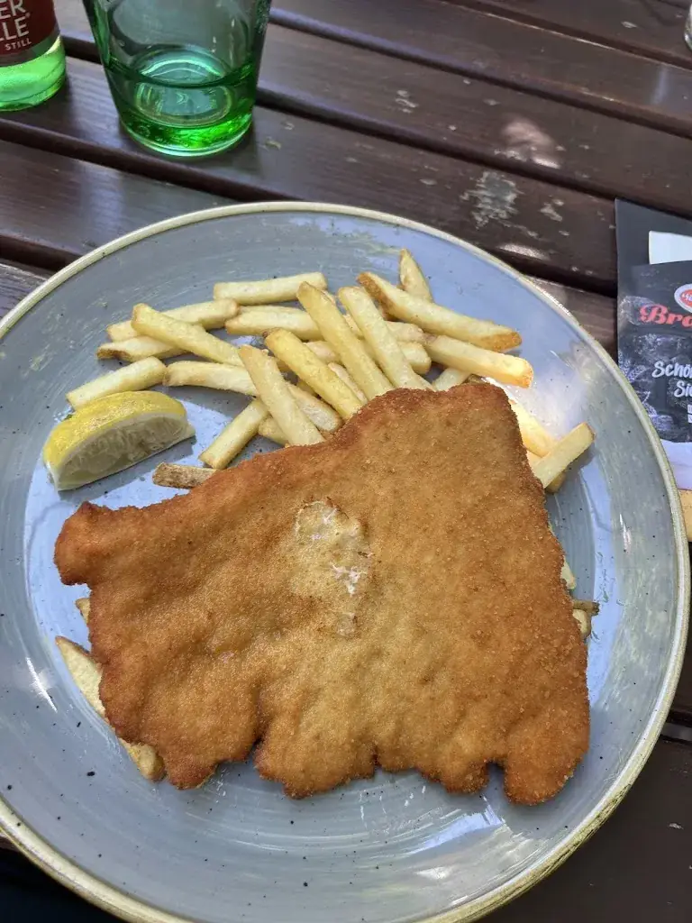 Andrew Devin_Villacher Brauhof_St. Agathen und Perau_avis