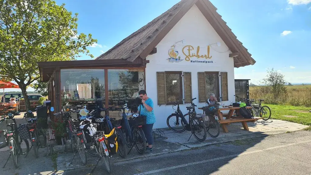 Nationalpark Stüberl | Lange Lacke Apetlon_Apetlon_slider_image_1