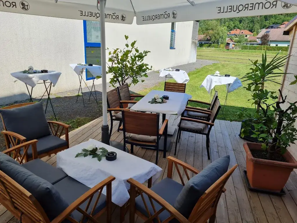 Café Jährig restaurant à Sittersdorf