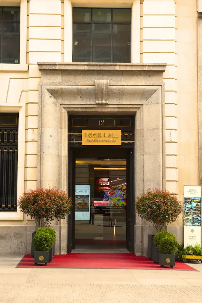 Food Hall Galería Canalejas_Stall_slider_image_1