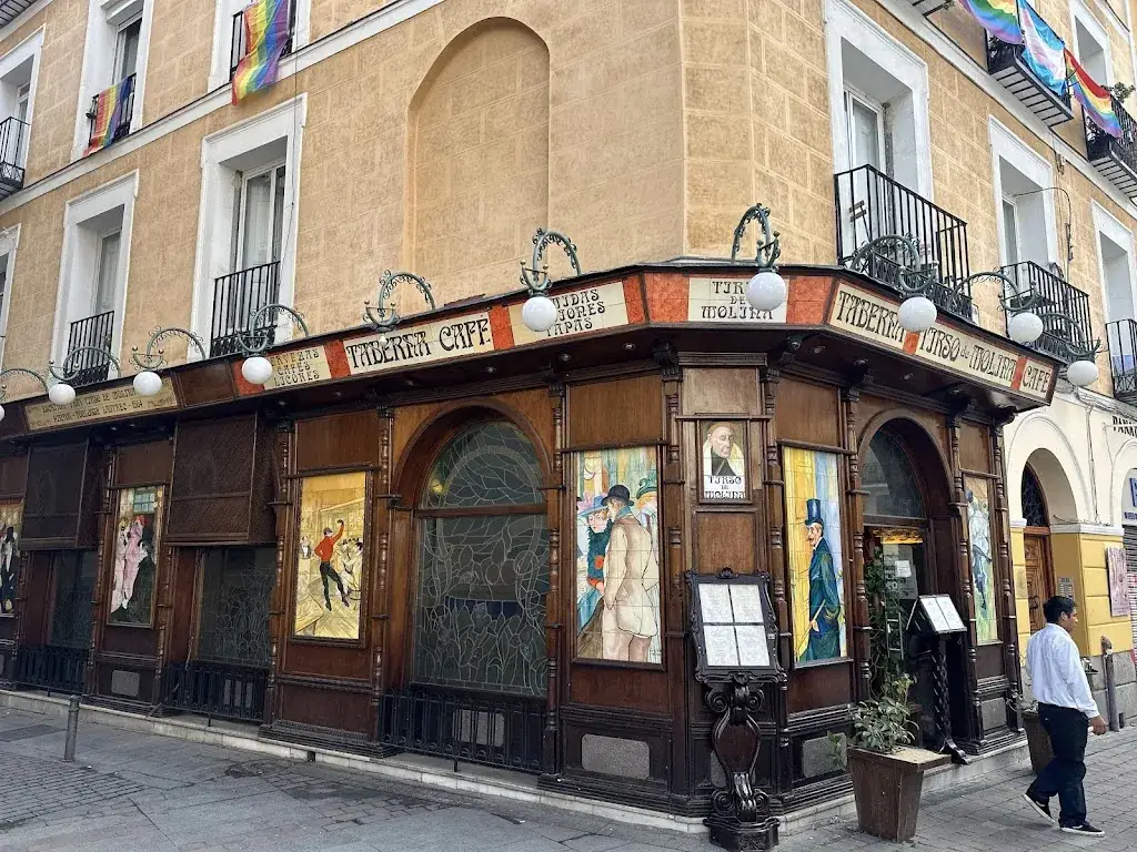 Taberna Tirso de Molina restaurant à Stall
