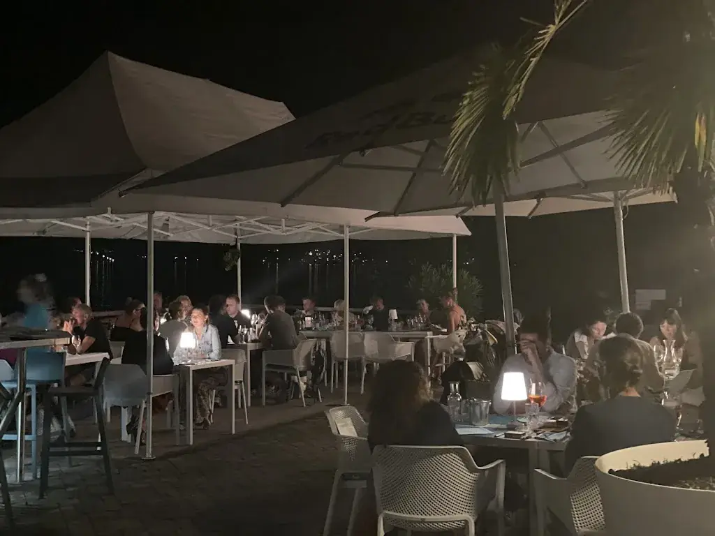 Electric Garden restaurant à Techelsberg