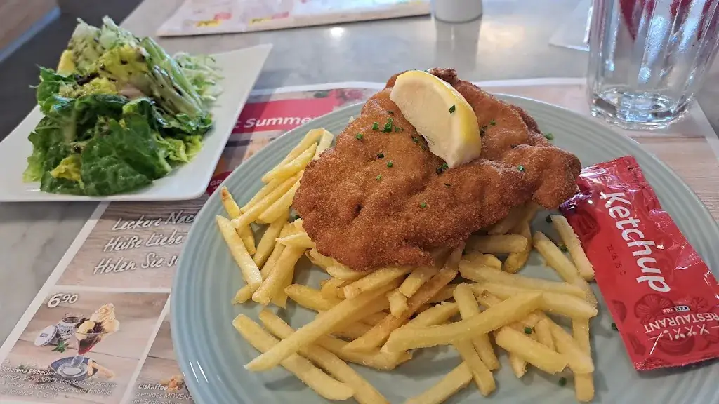 XXXLutz Restaurant Eisenstadt_Eisenstadt Stadt_slider_image_3