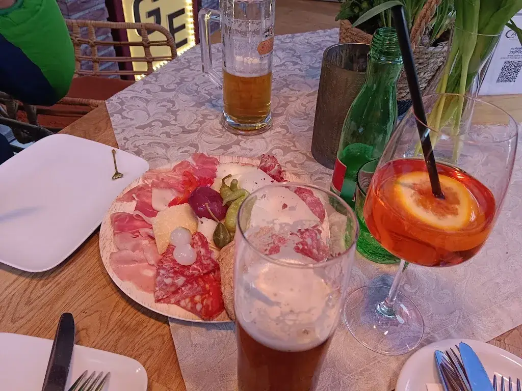 Menu_Café Osteria Castello_Viktring_image_7