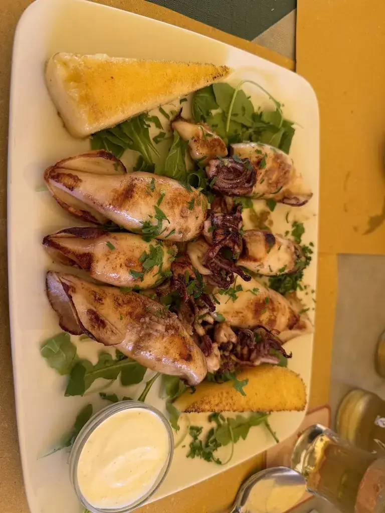 Lena Conrad_Café Osteria Castello_Viktring_avis