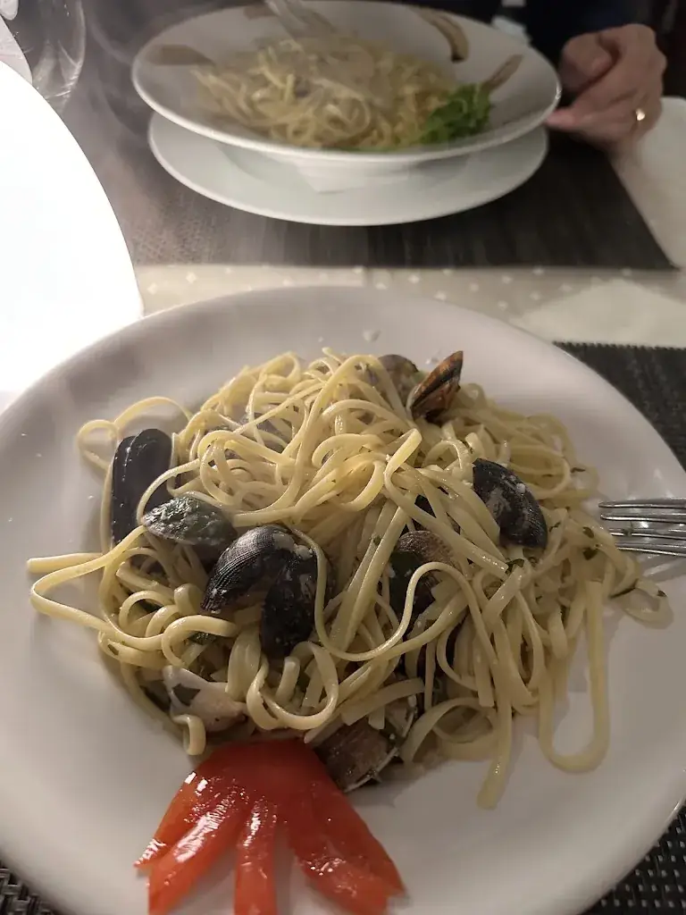 AT_Restaurant 7. Himmel_Villacher Vorstadt_avis